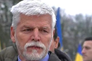 Nečekaný detail z tajné návštěvy Ukrajiny: Rty prezidenta Pavla vypadají poraněně